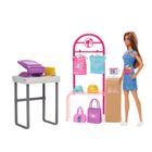 Barbie, Designer de moda, set de joaca cu papusa si accesorii
