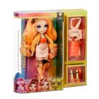 Rainbow High, Poppy Rowan, papusa