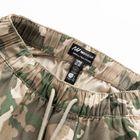 Pantaloni scurti cu model camuflaj si croiala baggy unisex NOWEAR