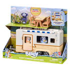 Bluey, Caravana de camping, set cu figurine