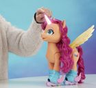 My Little Pony, Sing 'N Skate Sunny Starscout, figurina muzicala