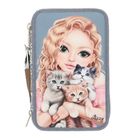 Top Model, Cat Love, penar triplu extensibil cu accesorii