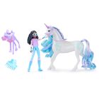 Unicorn Academy, papusa Layla si unicorn Glacier