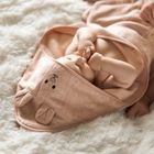 BabyOno, Halat de baie din bambus cu gluga, roz, 100-100 cm