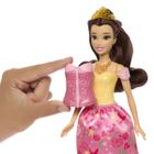 Disney Princess, Bella, set de papusa cu accesorii