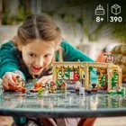 LEGO Harry Potter TM, Castelul Hogwarts: Lectia de ierbologie, 76445