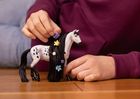 Schleich, Horse Club - Sofia's Beauties, Armasar de rasa Knabstrup, set, 42622