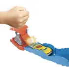 Hot Wheels City, Wreck & Ride Gorilla Attack, set de joaca cu masina