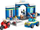 LEGO City, Urmarire la sectia de politie, 60370