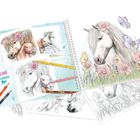 Miss Melody, carte de colorat