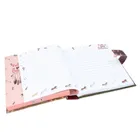 Miss Melody, Taylor Swift, jurnal cu cod, cu sunet