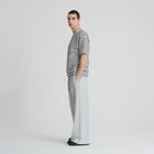 Pantaloni de trening gri cu croiala baggy NOWEAR