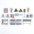 Smiki, Sevicii de interventie, Politia, set de vehicule cu accesorii