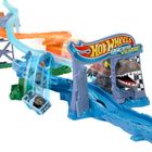 Hot Wheels, RacerVerse Jurassic World, Crash & Splash, set de joaca cu masina