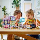 LEGO Friends, Cladirea de pe Strada principala, 41704