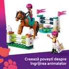 LEGO Friends, Grajd de cai si academie de echitatie, 42688
