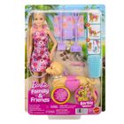 Barbie, Walk & Potty Pup, set de joaca cu papusa Malibu si accesorii