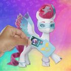 My Little Pony, Wing Surprise, figurina Zipp Storm