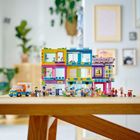 LEGO Friends, Cladirea de pe Strada principala, 41704