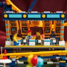 LEGO Icons, Roller-coaster cu bucle, 10303