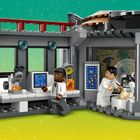 LEGO Jurassic World, Centru pentru turisti: T. rex si raptor la atac, 76961
