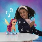 My Little Pony, Sing 'N Skate Sunny Starscout, figurina muzicala
