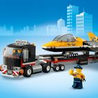 LEGO City Great Vehicles, Transportor de avion cu reactie pentru spectacol aviatic, 60289