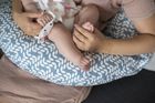 Motherhood, perna multifunctionala Sleepy-C, Beige Classics