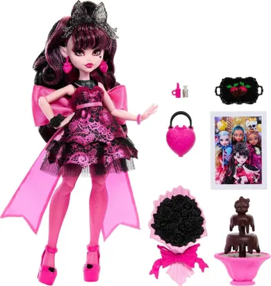 Monster High, Monster Ball, Draculaura, papusa cu accesorii