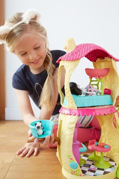 Enchantimals, Casa de padure, set cu figurine