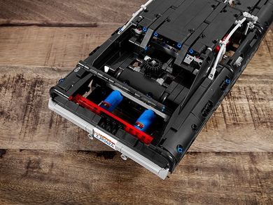 LEGO Technic, Dom's Dodge Charger, 42111