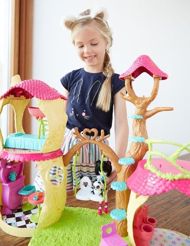 Enchantimals, Casa de padure, set cu figurine