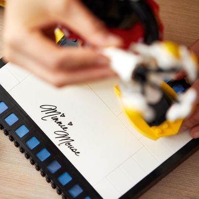 LEGO Disney Princess, Personaje construibile Mickey Mouse si Minnie Mouse, 43179