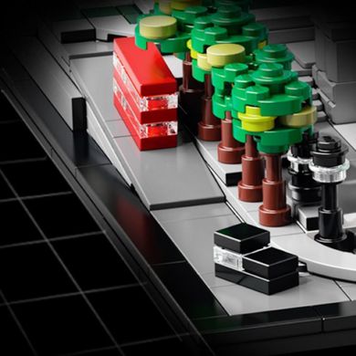 LEGO Architecture, Piata Trafalgar, 21045