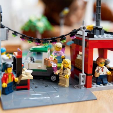 LEGO City, Centrul orasului, 60380
