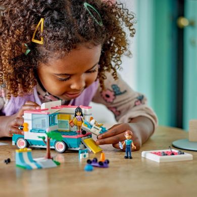 LEGO Friends, Ambulanta spitalului din orasul Heartlake, 42613
