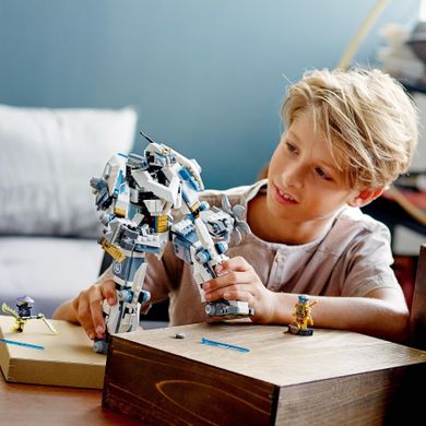 LEGO NINJAGO, Lupta cu robotul de titan a lui Zane, 71738