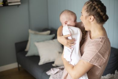 Motherhood, Invelitoare Zip&Swaddle masura 1 (2,5-5kg), Grey Classics