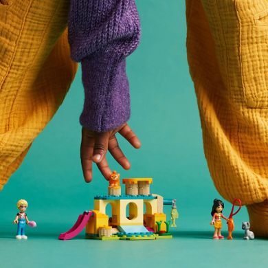 LEGO Friends, Aventuri pe terenul de joaca pentru pisici, 42612