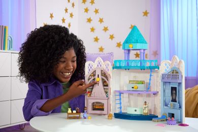 Disney Wish, Rosas Castle, set de joaca cu papusi si accesorii