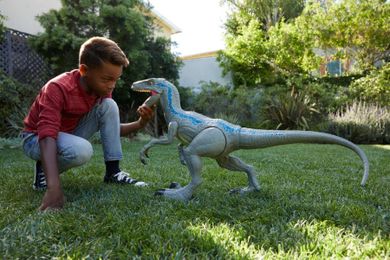 Jurassic World, Velociraptor Blue, figurina dinozaur, 93 cm