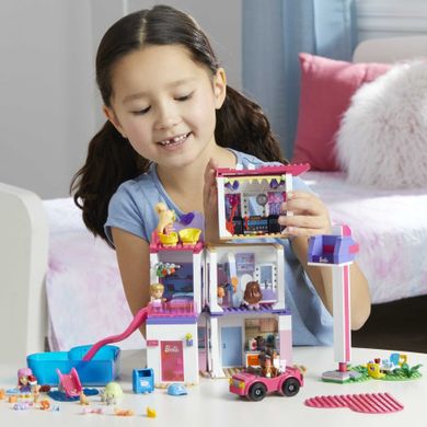 MEGA Barbie Color Reveal, Casuta de vis, 545 piese, set