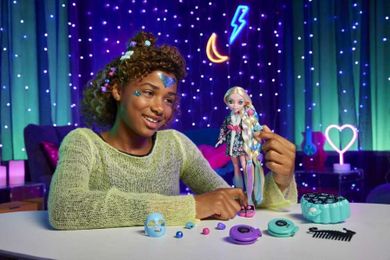 Monster High, Lagoona Blue Spa Day, papusa cu accesorii