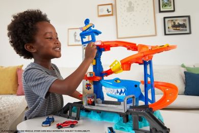 Hot Wheels City, Portul orasului - Atacul rechinului, set de piste