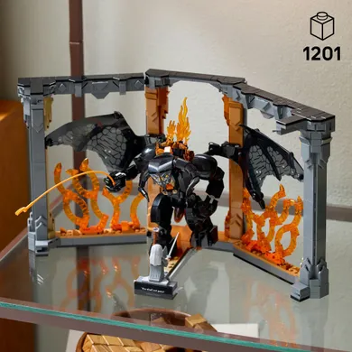 LEGO Icons, Stapanul inelelor: Diorama pentru biblioteca cu un Balrog, 10367