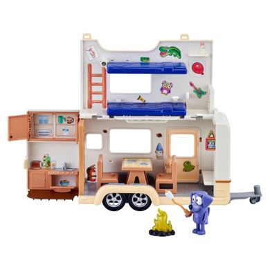 Bluey, Caravana de camping, set cu figurine