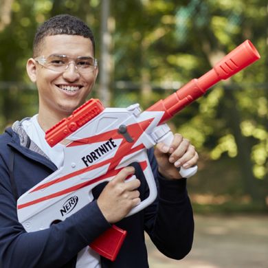 Nerf Fortnite, B-AR, blaster si 10 proiectile