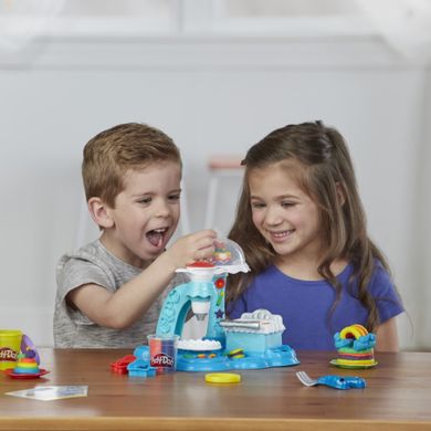 Play-Doh, Rainbow Cake Party, 7 cutie si accesorii, set creativ