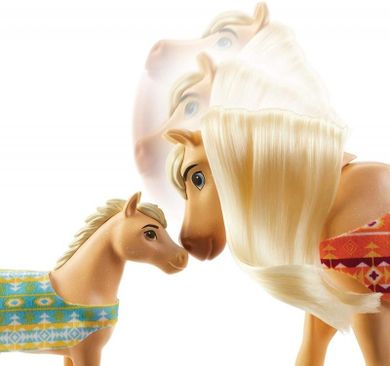 Spirit: Cu sufletul liber, 2 figurine cai fara papusi, set de joaca