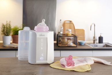Chicco, incalzitor de biberon cu sterilizator, 4in1, alb